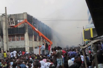 Togo : Le grand marché de Lomé consumé malgré le renfort du Ghana